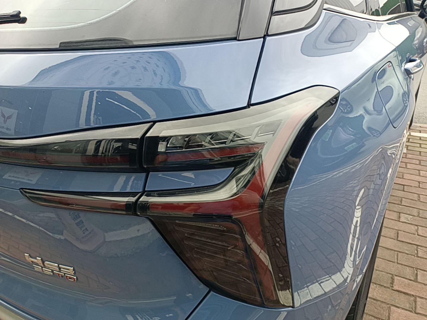 Hongqi HS3 2023 1.5T Two-Wheel Drive Shanwei Edition — снимка 9
