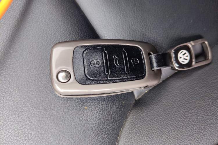 Used Volkswagen Sagitar 2017 1.6L Automatic Comfort Model Vehicle Key