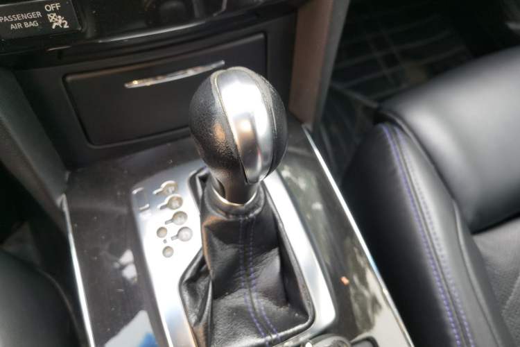 Used Infiniti QX70 2015 3.7L Shadow Edition