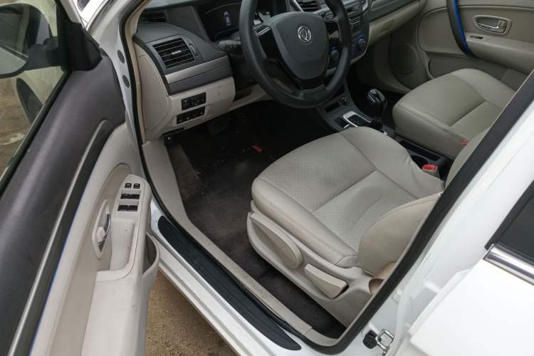 Used Dongfeng Aeolus E70 2018 Super-Enjoyment Edition