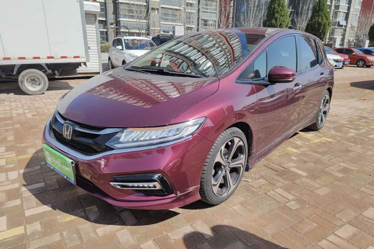 Used Honda Jade 2017 210TURBO CVT Luxury Edition 6 Seats