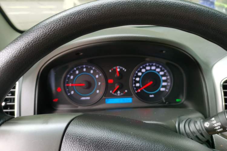 Used Chevrolet Captiva 2012 2.4L Two-Wheel Drive City Edition 5 Seats