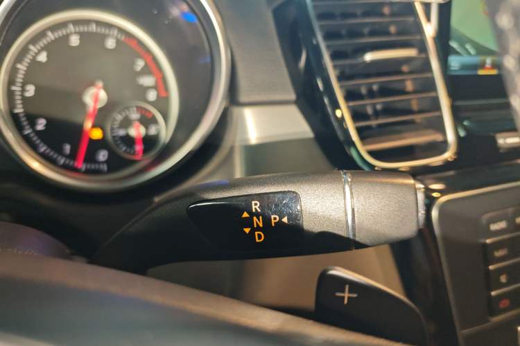 Used Mercedes-Benz GLE Coupe 2015 GLE 320 4MATIC Coupe SUV
