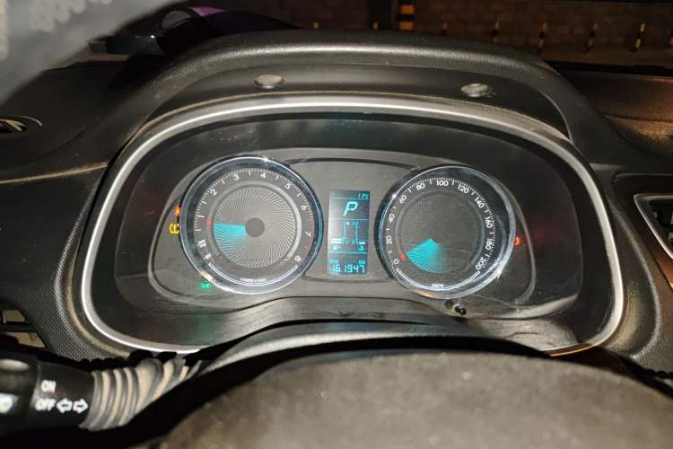 Used Chevrolet Lova RV 2016 1.5L Automatic FunDrive Edition