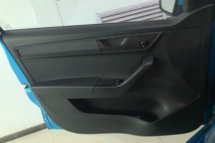 Used Skoda Fabia 2015 1.4L Automatic Front-Drive Model
