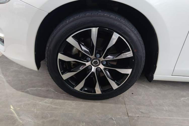 Used Volvo S60 2019 S60L Facelift T5 Intelligent Advanced Edition Left Front Wheel Hub