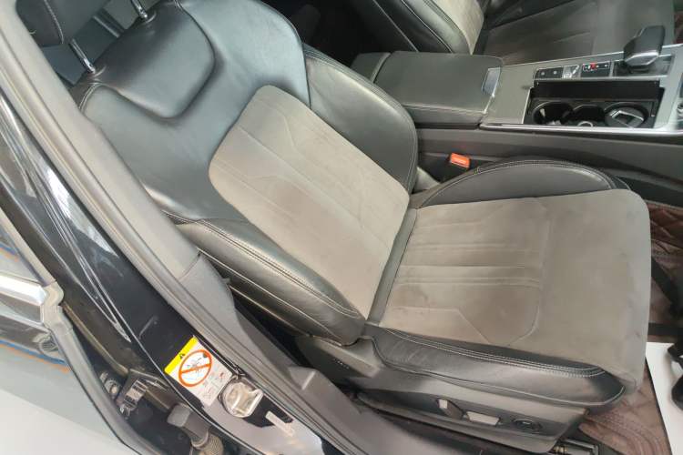 Used Audi A6L 2022 40 TFSI Luxury Dynamic Model Right Front Seat