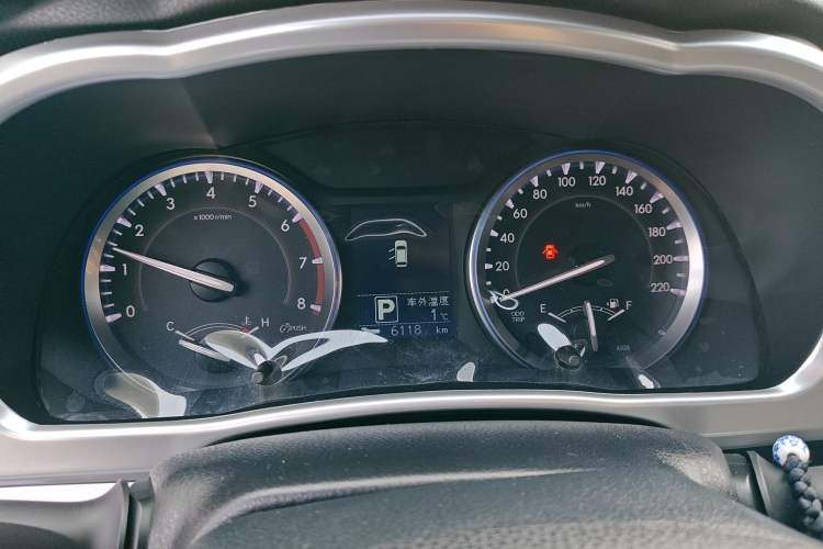 Used Toyota Highlander 2017 2.0T Four-Wheel Drive Luxury Edition 7 Seats Instrument Cluster