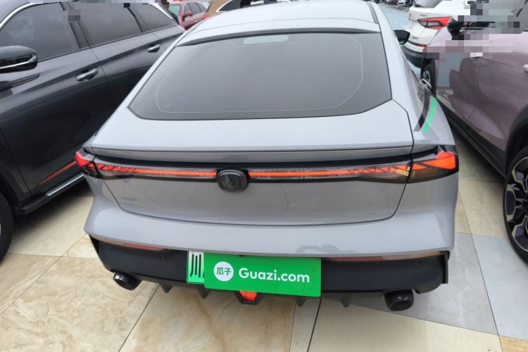 Used CHANGAN UNI-V iDD 2023 ZhiDian iDD 1.5T 113km Smart & Fun Version
