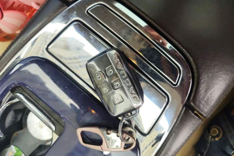 Used Jaguar XJ 2012 XJL 3.0 Panoramic Business Edition
