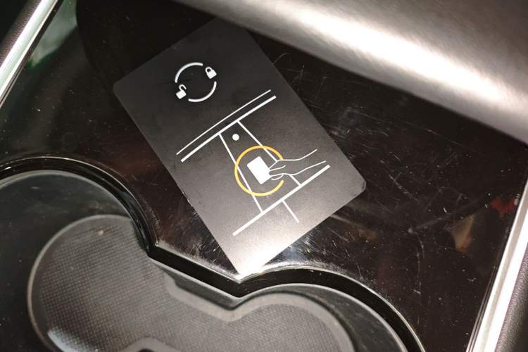 Used Tesla Model 3 2020 Long-Range Rear-Wheel-Drive Version