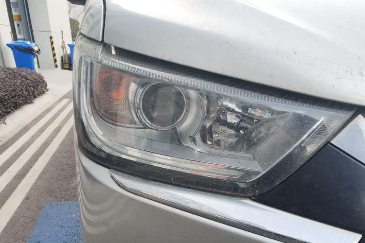 Used JAC Refine M4 2021 2.0L Manual Commercial Edition