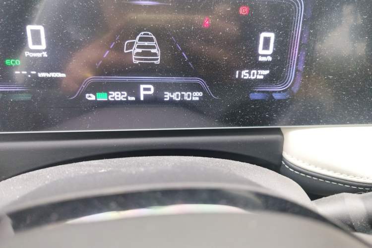 Used Geometry E Firefly 2023 320KM Cute & Handsome Tiger 5 Seats