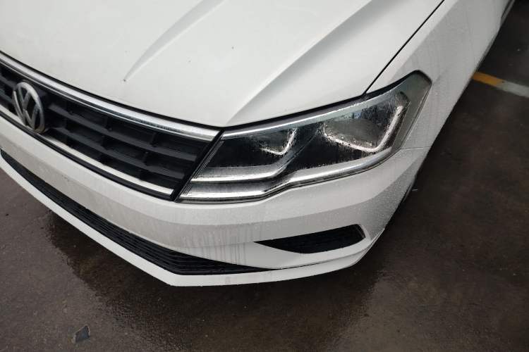 Used Volkswagen Jetta 2017 1.4L Manual Fashion Edition