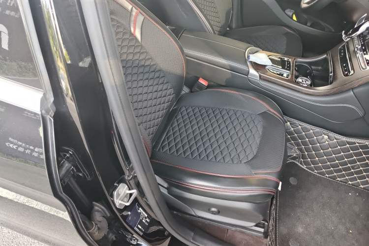 Used Mercedes-Benz GLC 2021 GLC 260 L 4MATIC Dynamic Edition