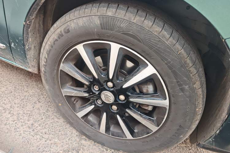 Used Buick GL8 2011 3.0L GT Luxury Business Haoya Edition