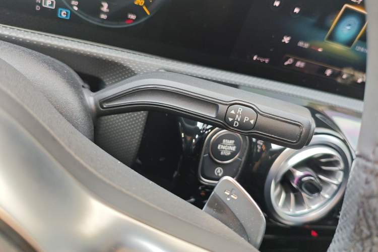 Used Mercedes-Benz A-Class 2021 A 200 L Sport Sedan Fashion Model
