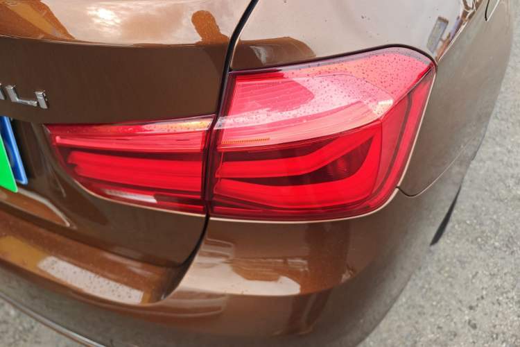 Used BMW 3 Series 2016 320Li Fashion Model
