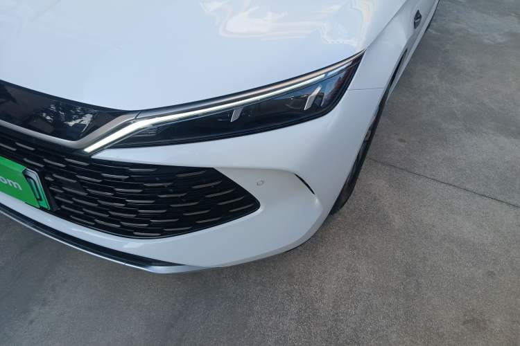 Used BYD Qin L 2025 DM-i Smart Drive 80KM Leading Model