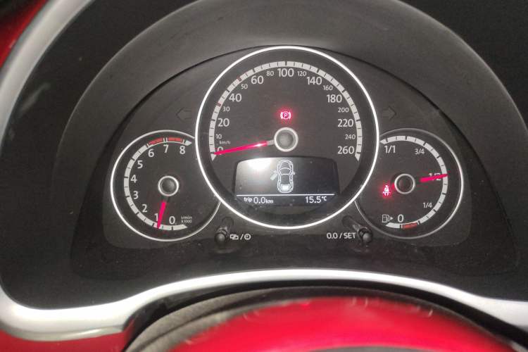 Used Volkswagen Beetle 2013 1.2TSI Fashion Edition Instrument Cluster