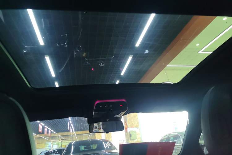 Used Mercedes-Benz C-Class 2024 C 260 L Sport Edition Headliner