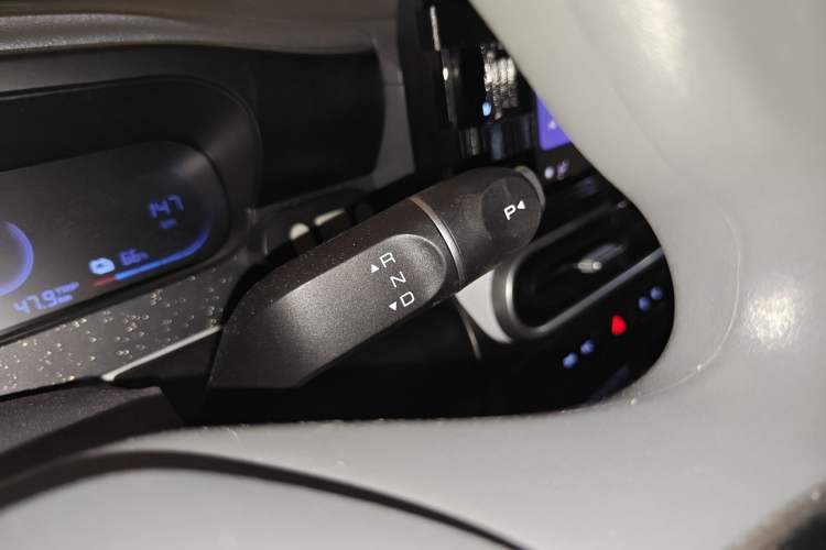 Used Geely Galaxy Panda 2025 210km Panda Rider Gear Lever