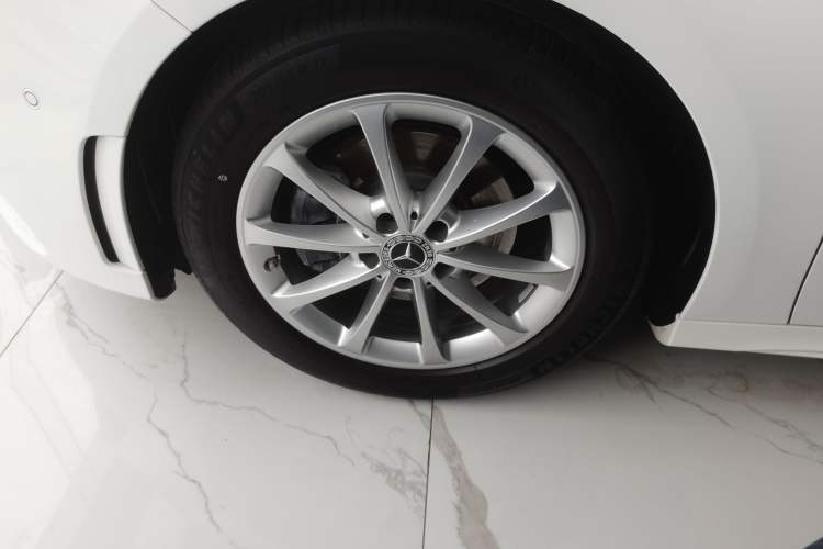 Used Mercedes-Benz A-Class 2020 Restyled A 200 L Sport Sedan Fashion Version
