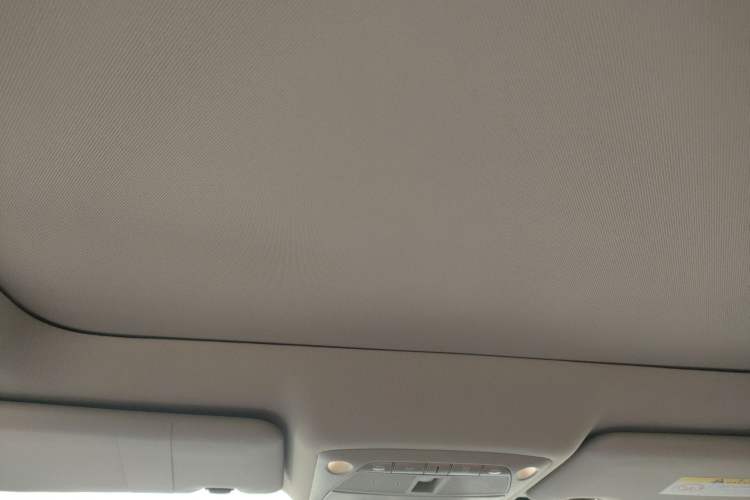 Used Nissan X-Trail 2019 2.0L CVT Smart Connect Comfort Edition 2WD Headliner