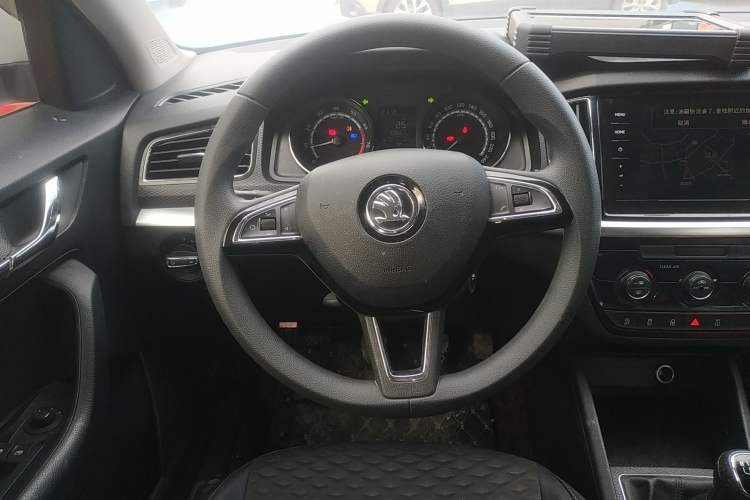 Used Skoda Kamiq 2020 1.5L Manual Comfort Edition Steering Wheel