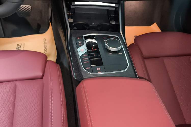 Used BMW 3 Series 2025 325Li M Sport Package Gear Lever