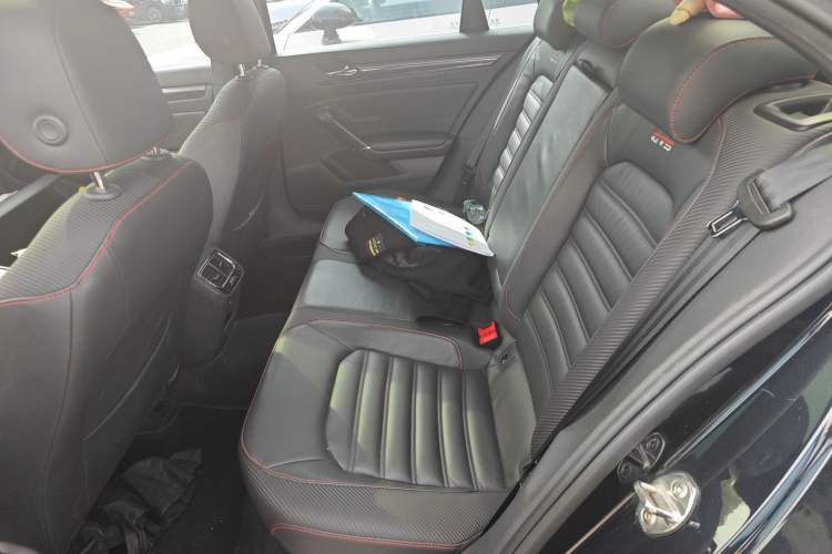 Used Volkswagen Lamando 2017 2.0T GTS Left Rear Seat