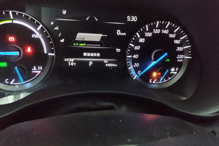 Used Toyota Highlander 2022 Dual-Engine 2.5L Four-Wheel Drive Prestige Version 7 Seats