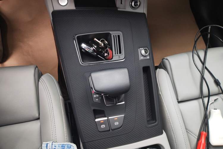 Used Audi Q5L 2023 40T Fashionable and Dynamic Edition