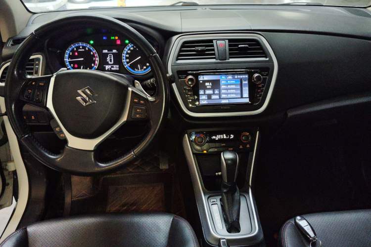 Used Suzuki S-Cross 2015 1.6L CVT Two-Wheel Drive Elite Version