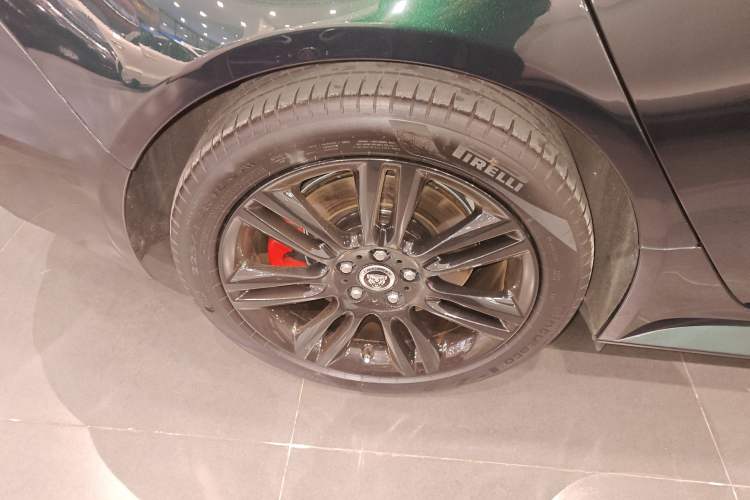 Used Jaguar XEL 2025 2.0T 250 PS R-DYNAMIC 90th Anniversary Edition