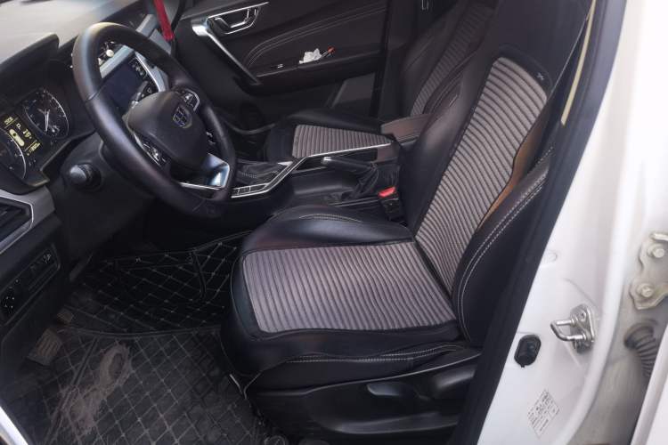 Used Geely Auto Vision X3 2020 1.5L CVT Luxury Model Left Front Seat