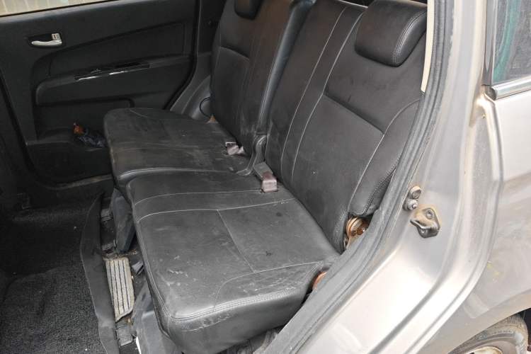 Used CHANGAN OSHAN Olisway 2013 1.2L Manual Elite Model
