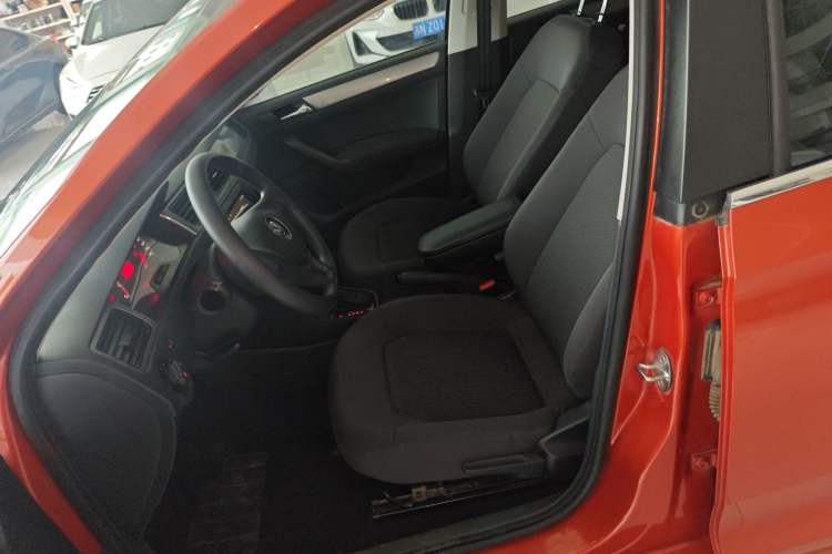 Used Volkswagen Santana 2015 Haval H6 1.6L Automatic Luxury Model
