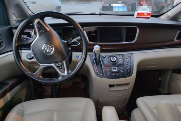 Used Buick GL8 2018 28T Luxury Model China VI Standard Center Console
