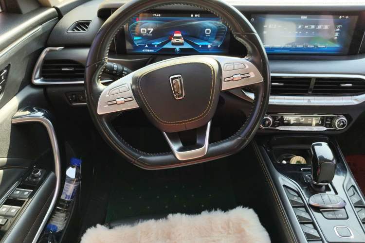 Used Bestune T77 2019 230 TID Automatic Prestige Version China VI