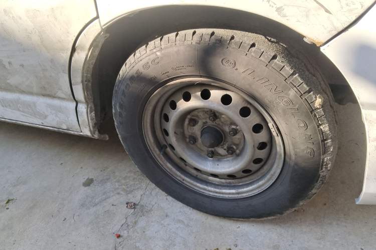 Used Jinbei Grace 2016 2.0L Express Utility Model
