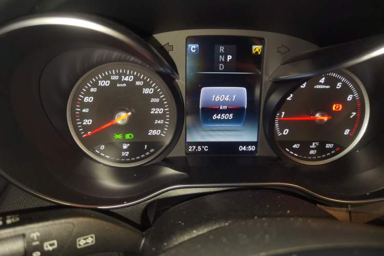 Used Mercedes-Benz GLC 2019 Facelift GLC 260 L 4MATIC Luxury Model
