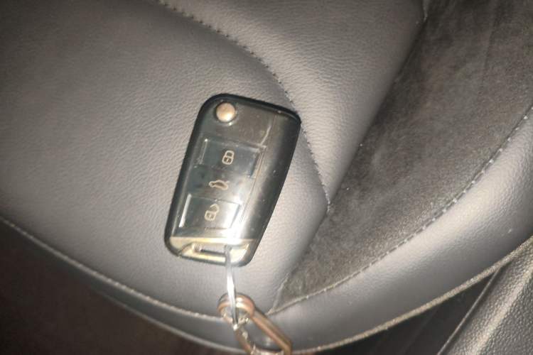 Used Volkswagen Tiguan L 2018 330TSI Automatic Two-Wheel Drive Luxury Edition