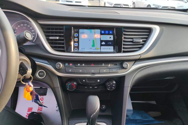 Used Buick GT 2021 Revised Version Flagship 1.5L Automatic Elite Edition Audio And AC Panel