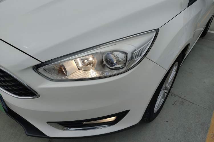 Used Ford Focus 2017 Hatchback 1.6L Automatic Fashion Edition Smart Drive Version