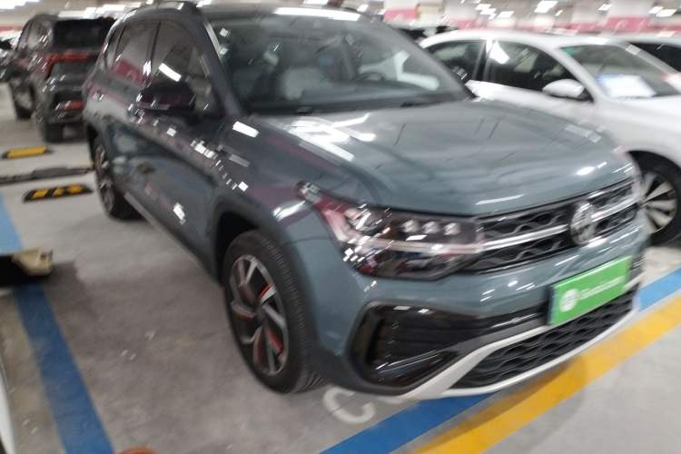 Used Volkswagen Tharu 2023 300TSI Two-Wheel-Drive Full Moon Edition