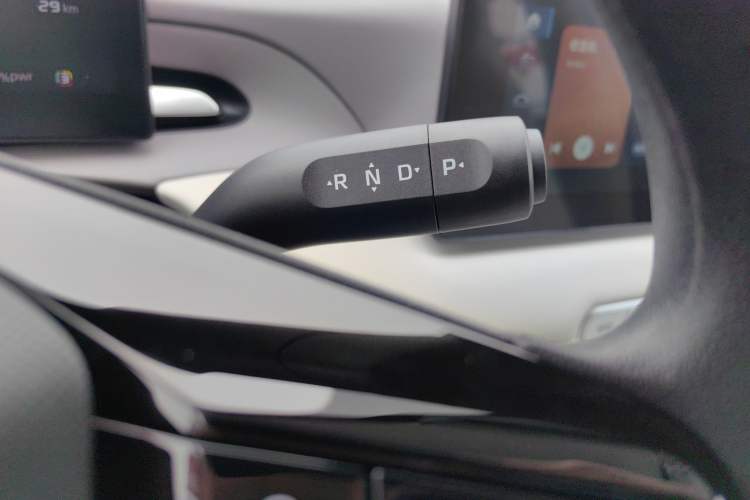 Used MG 4 EV 2026 Model 437 All-in-One Edition Gear Lever