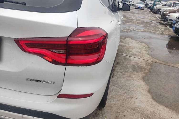 Used BMW X3 2018 xDrive25i Luxury Package China VI Emission Standard