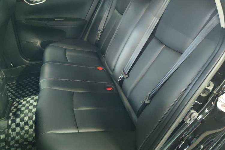 Used Nissan Sylphy 2022 Classic 1.6XL CVT Luxury Edition Left Rear Seat