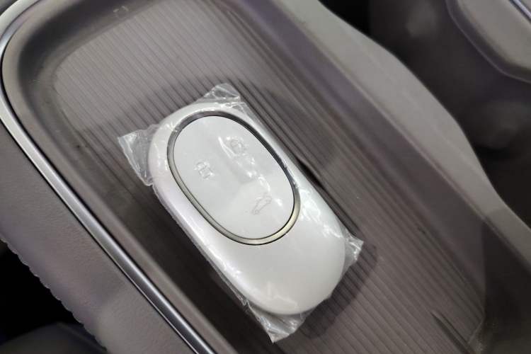 Used Nio EC6 2024 75 kWh
